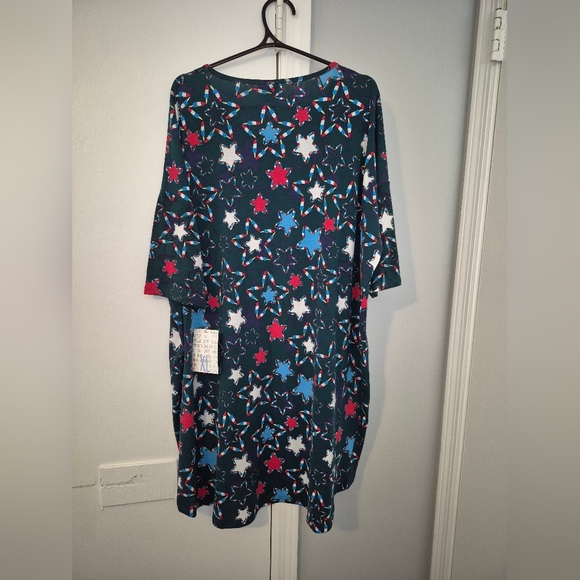 LuLaRoe Stars & Fireworks Patterned Irma Tunic Size XL - Picture 9 of 9